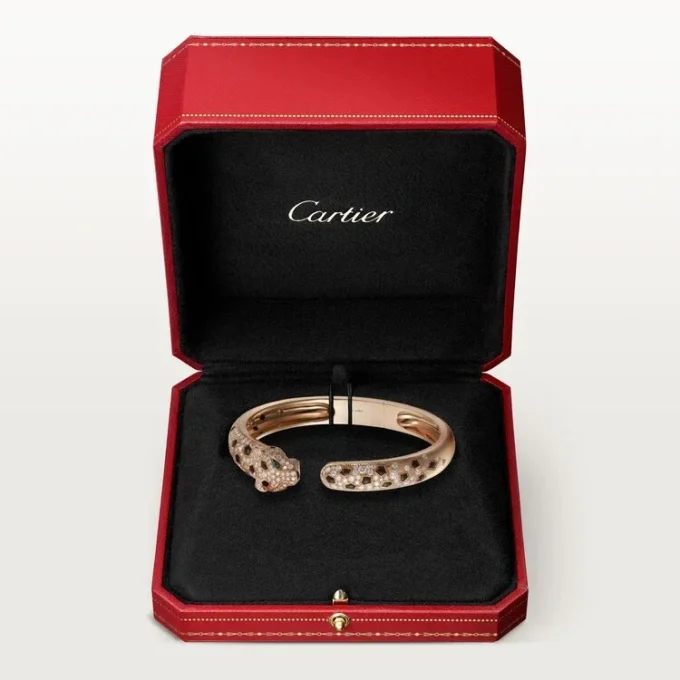 Pulsera Panthere de Cartier, modelo mediano, semipavé