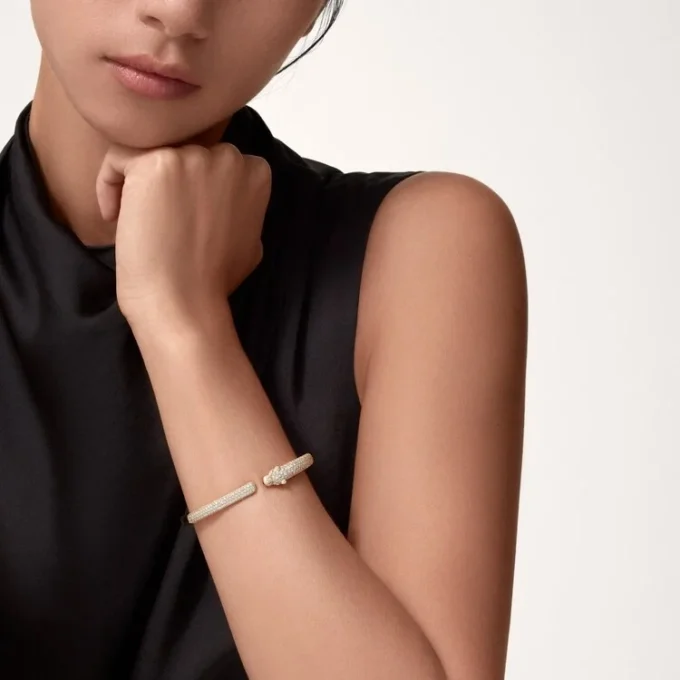 Pulsera Panthere de Cartier, modelo pequeño, semipavé