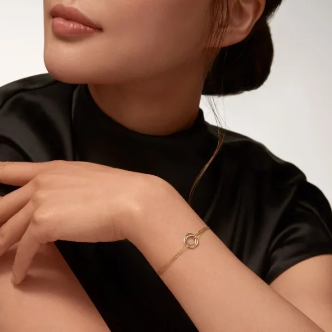 Pulsera Trinity, con cadena